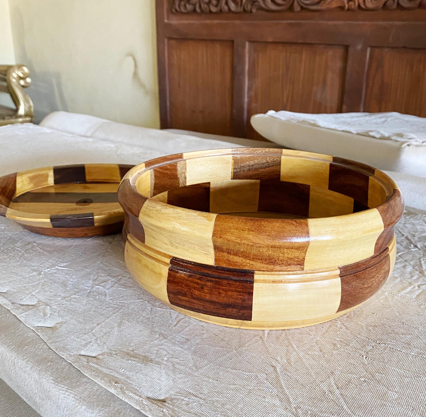 Handmade Teak & Maple Wood Casserole Dish: Dual Tone Roti Box